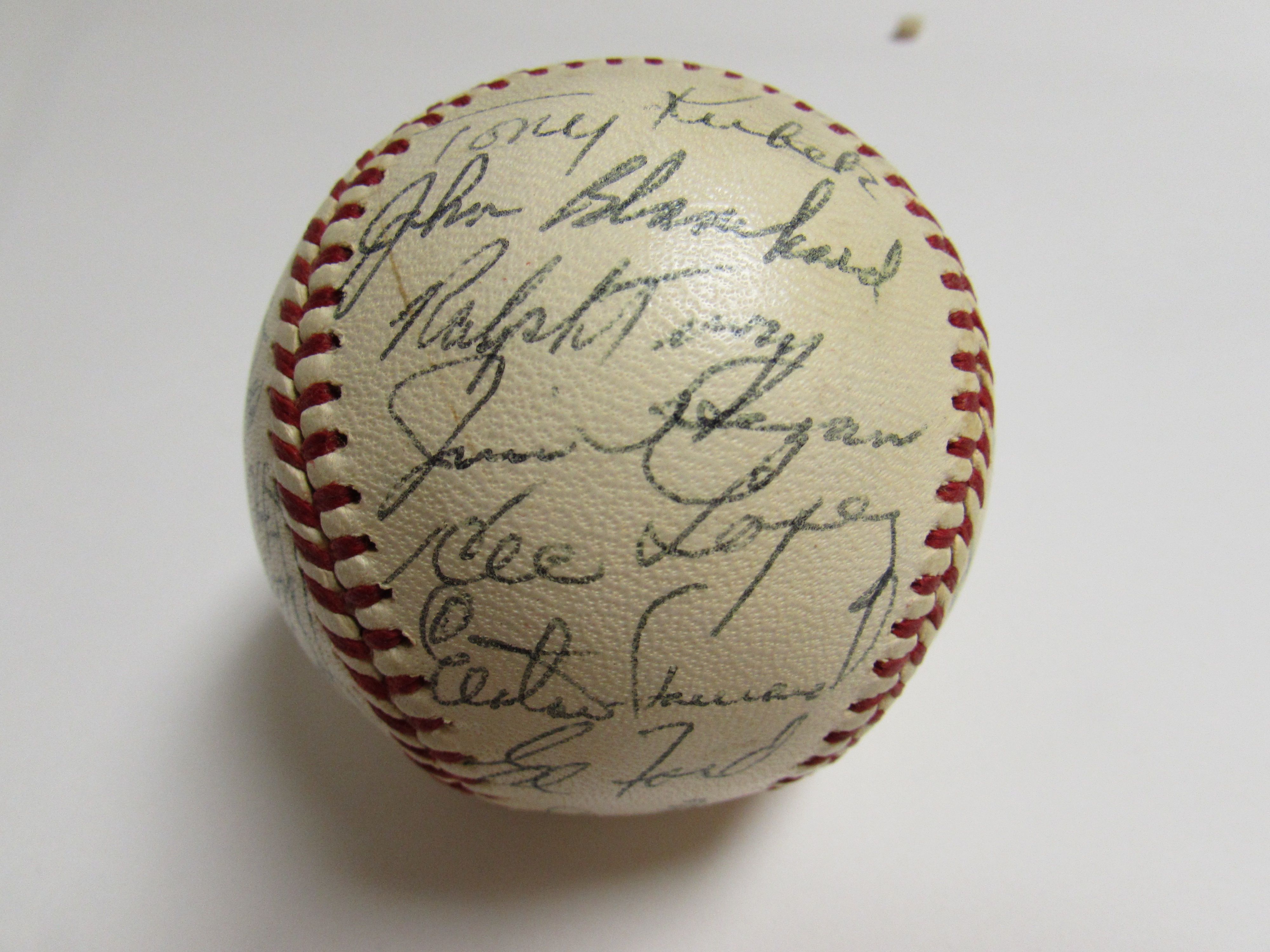 SIGNED 1961 NEW YORK YANKEES BASEBALL