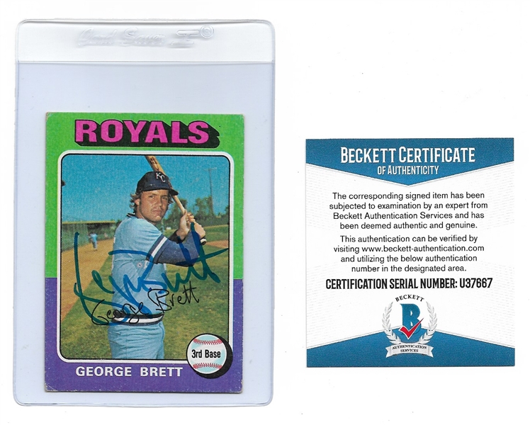 George Brett 1975 Signed Rookie Card - Beckett