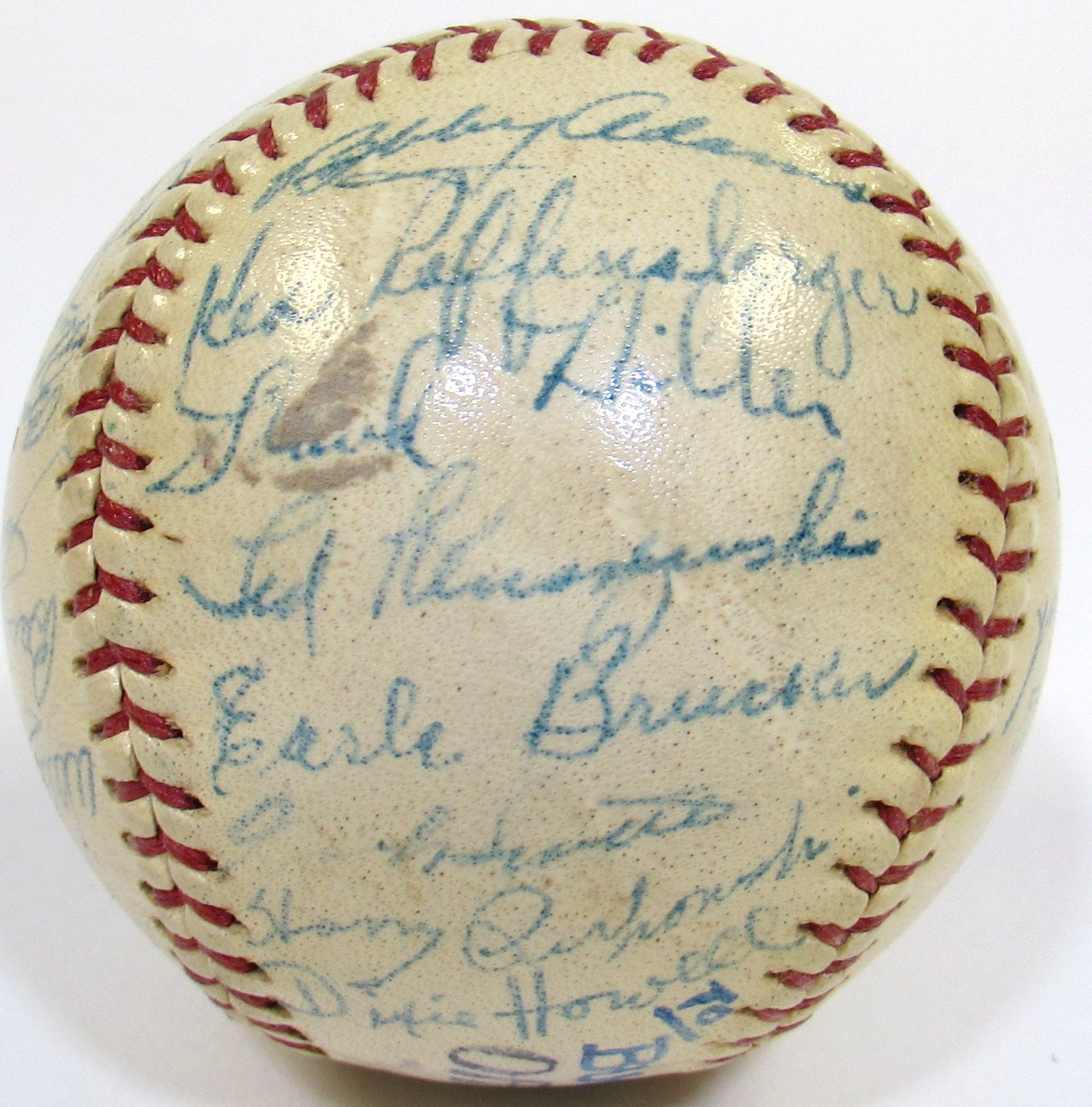 Lot Detail - 1952 Cincinnati Reds Team Signed Baseball