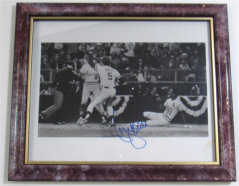 George Brett Signed In Action Photo from 1985 WS