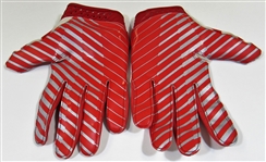 2018 Kareem Hunt Chiefs GU & Signed Cleats & Gloves