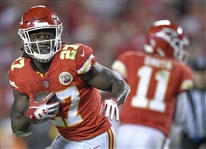 2018 Kareem Hunt Chiefs GU & Signed Cleats & Gloves