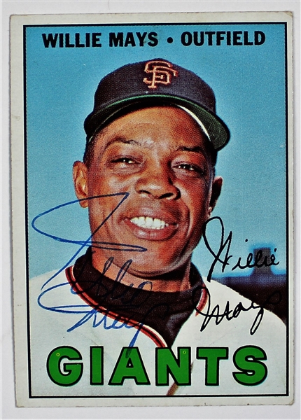 1967 Topps Willie Mays Signed Giants Card - JSA