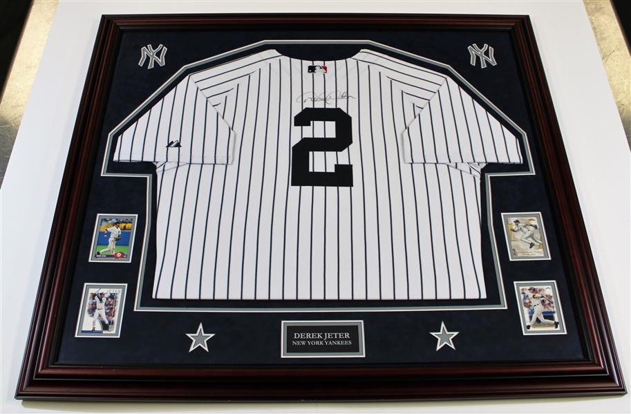 Derek Jeter Signed NY Yankees Jersey Framed by Walstar - JSA