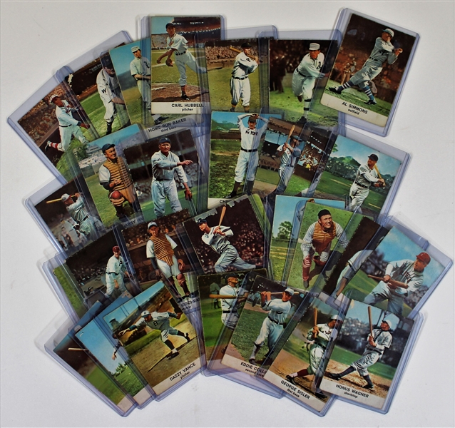 Lot of 30 1961 Golden Press Baseball Cards