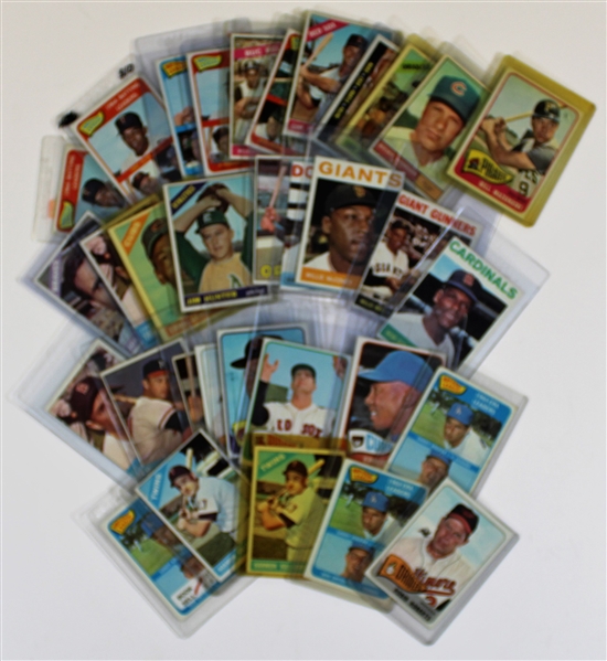 Vintage lot of 33 HOFers & Stars Baseball Cards