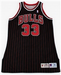 Scottie Pippen Game Used 1995-96 Chicago Bulls Jersey - Miedema Letter